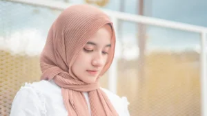 Ketombe pada Rambut Berhijab